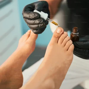 30 Minute Toes Buff & Shine